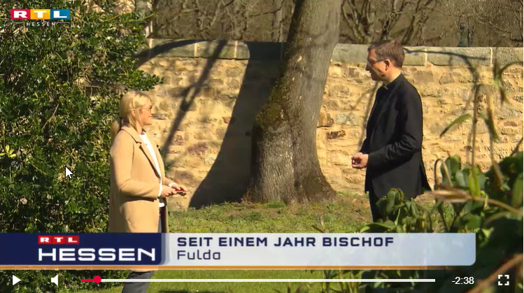 RTL-Hessen dreht Video mit Bischof Gerber - zur Ansicht bitte anklicken!